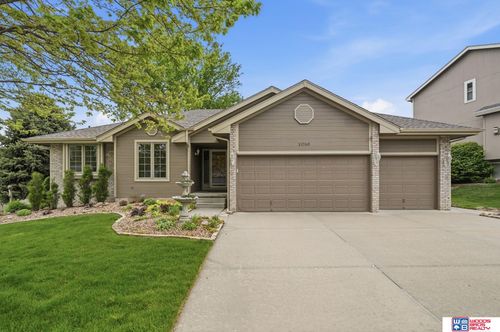 21780 Ponderosa Drive, Gretna, NE, 68028 | Card Image