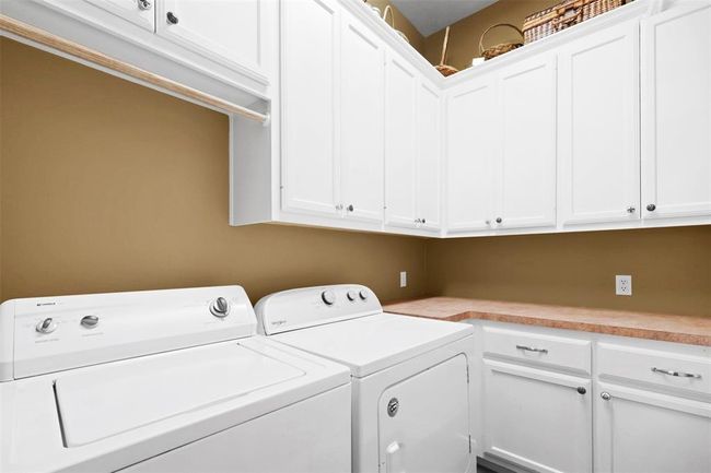 4304 Newcastle Ct, House other with 5 bedrooms, 4 bathrooms and 3 parking in Bryan TX | Image 17