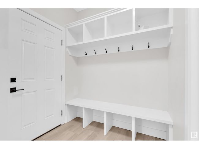 824 34 Ave Nw, House other with 6 bedrooms, 6 bathrooms and 6 parking in Edmonton AB | Image 12