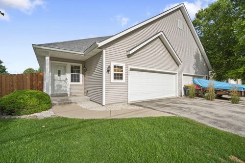 1606 Big Bend Rd, Waukesha, WI, 53189-5714 | Card Image