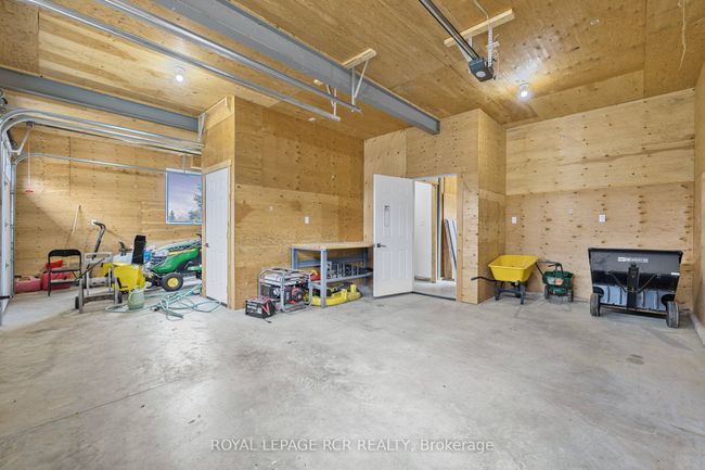 958375 7 Th Line E, House other with 4 bedrooms, 2 bathrooms and 8 parking in Mulmur ON | Image 41