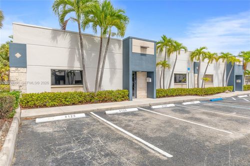8125 Nw 33rd St, Doral, FL, 33122-1005 | Card Image