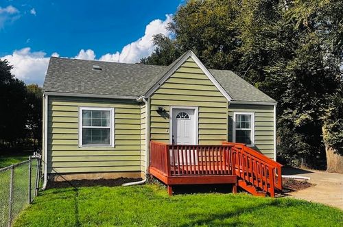 522 E 49th St N, Park City, KS, 67219-2801 | Card Image