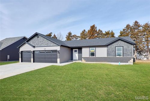 28541 Shallow Water Rd, Warrenton, MO, 63383-4757 | Card Image