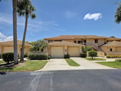 e2-2004 Longpointe Cir, Venice, FL, 34293-3816 | Card Image