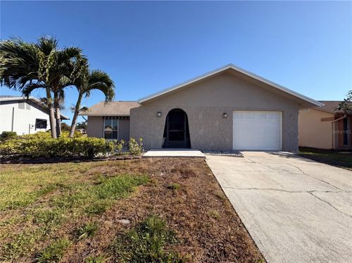 4561 Great Lakes Dr S, Clearwater, FL, 33762-5210 | Card Image