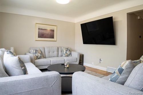 22439 Park Street, Dearborn, MI, 48124 | Card Image