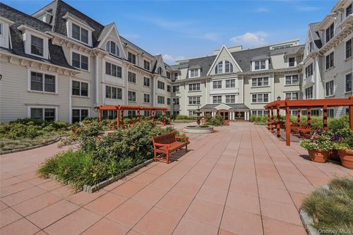 121-225 Stanley Ave, Mamaroneck, NY, 10543-2579 | Card Image
