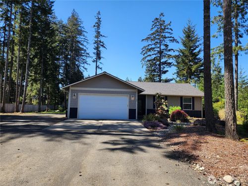 30 E Lilly Pond Ln, Shelton, WA, 98584-6842 | Card Image