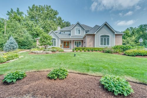 8N669 Edgewood Rd, Campton Hills, IL, 60124-8740 | Card Image