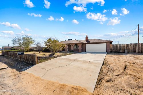 8424 Greenwood Avenue, California City, CA, 93505 | Card Image