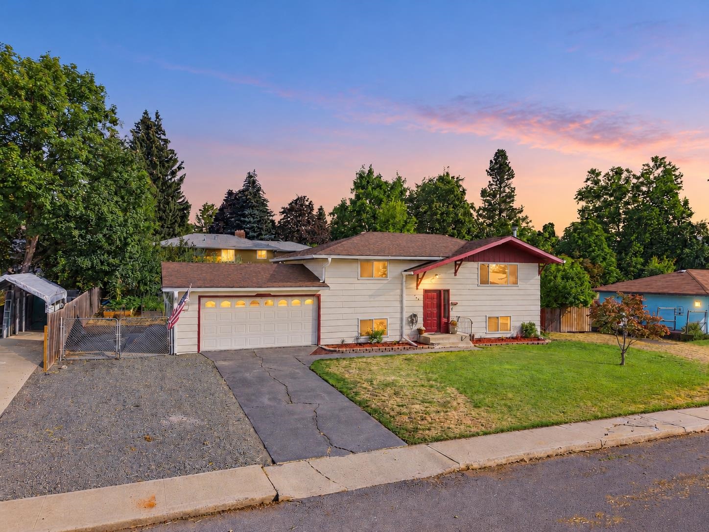 247 Walker Dr, Pending in Cheney - eXp Realty