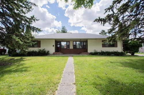 1411-1409 9th Ave S, Moorhead, MN, 56560-5731 | Card Image