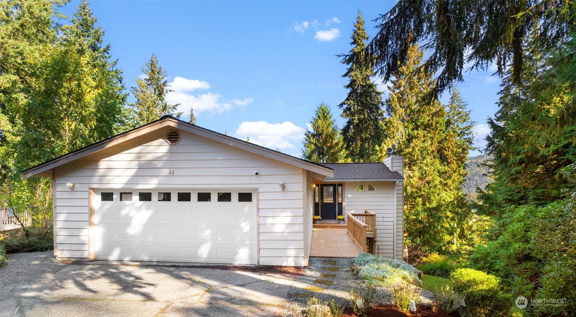 Louise View Dr, Bellingham, WA 98229