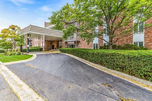 g-306-3913 Saratoga Ave, Downers Grove, IL, 60515-2057 | Card Image