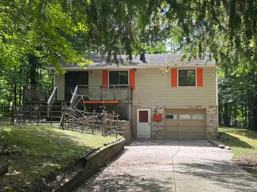 9524 Calgary Dr S, Canadian Lakes, MI, 49346-9781 | Card Image