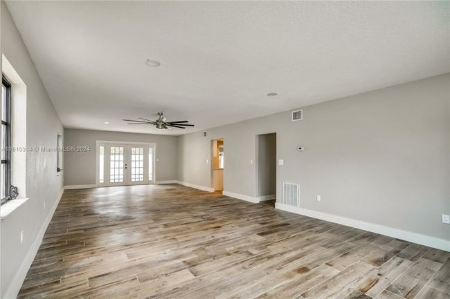 401 Wilma Cir, House other with 4 bedrooms, 3 bathrooms and null parking in Riviera Beach FL | Image 35