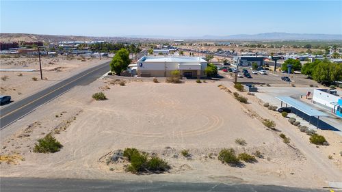 1546 Grandview Dr, Bullhead City, AZ, 86442 | Card Image