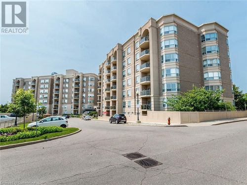 203-2085 Amherst Dr, Burlington, ON, L7N1H8 | Card Image