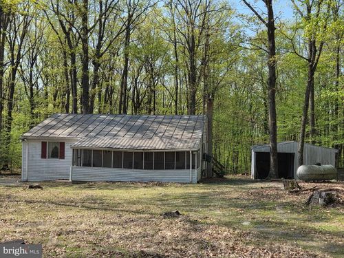 34 Spring Ln, NEWBURG, PA, 17240-8127 | Card Image