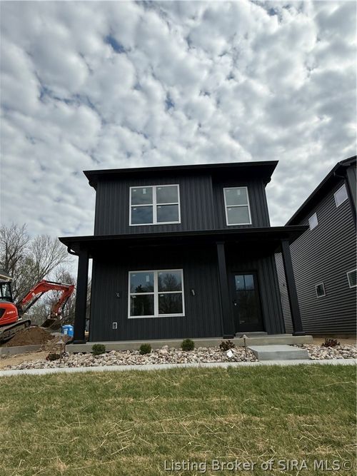 118 Steele Ave, Clarksville, IN, 47129-1461 | Card Image