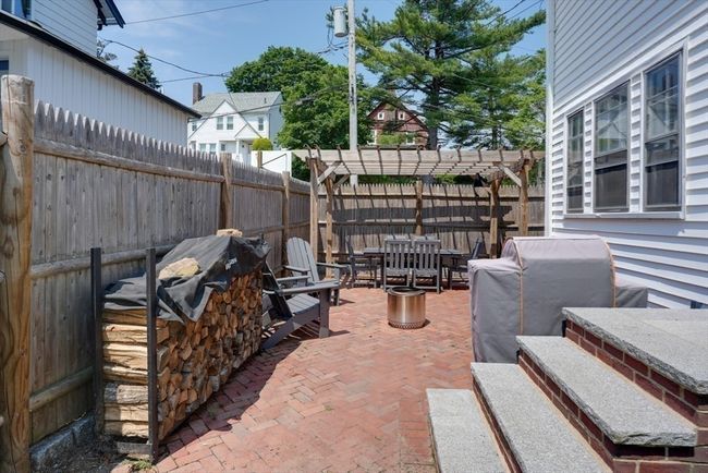 85 Roosevelt Rd, House other with 3 bedrooms, 2 bathrooms and 2 parking in Medford MA | Image 30