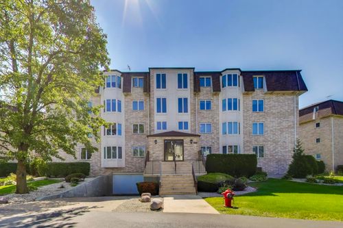 apt-204-3640 186th St, Lansing, IL, 60438-3268 | Card Image