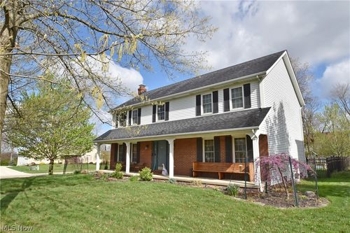 9540 Yvonne Dr, North Royalton, OH, 44133-1236 | Card Image