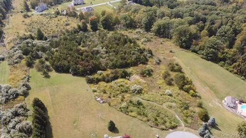 8 Camelback Rd, Chester, NY, 10918-4720 | Card Image