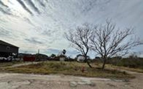 14 Schlitz Ln, Hitchcock, TX, 77563 | Card Image