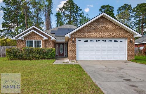 31 Idus Ln, Hinesville, GA, 31313-8402 | Card Image