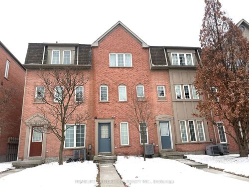 32-1100 Begley St, Pickering, ON, L1W4B3 | Card Image