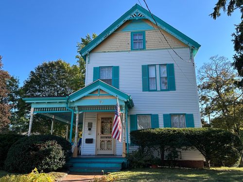 71 Highland St, Amesbury, MA, 01913-3516 | Card Image