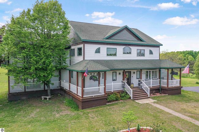 6542 Fife Lake Rd, House other with 6 bedrooms, 5 bathrooms and null parking in Fife Lake MI | Image 4