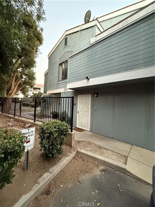 6-13059 N Hubbard Ave, San Fernando, CA, 91340-2634 | Card Image