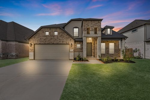 2104 Golden Spruce Ln, Conroe, TX, 77301 | Card Image
