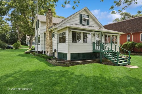 3607 E Lake Shore Dr, Wonder Lake, IL, 60097-8502 | Card Image