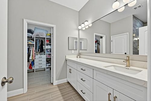 1508 E River Dr, Margate, FL, 33063-2824 | Card Image