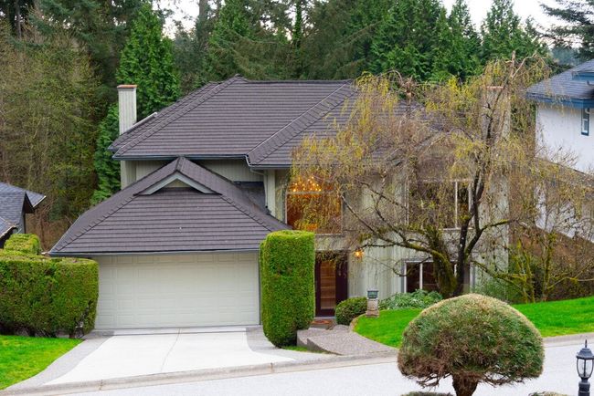 1988 Larkhall Crescent, House other with 6 bedrooms, 4 bathrooms and 4 parking in North Vancouver BC | Image 1