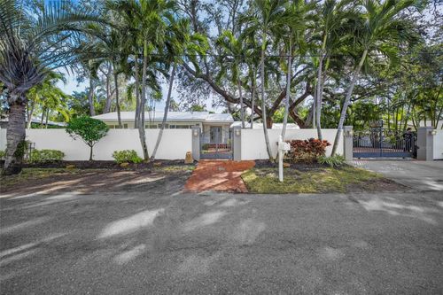 3331 Old Oak Dr, SARASOTA, FL, 34239-5836 | Card Image