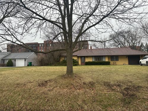 6526 Howard Ave, Indian Head Park, IL, 60525-4567 | Card Image