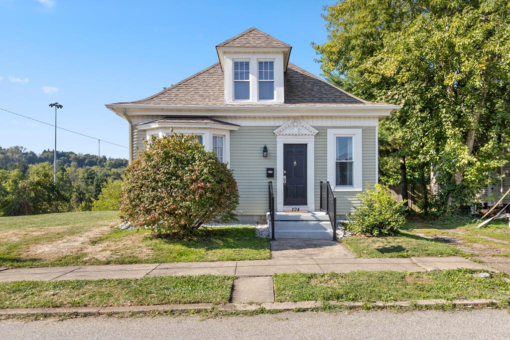 Gamble Ave, Wheeling, WV 26003