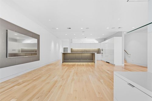 1807 Prospect St, Houston, TX, 77004-7219 | Card Image