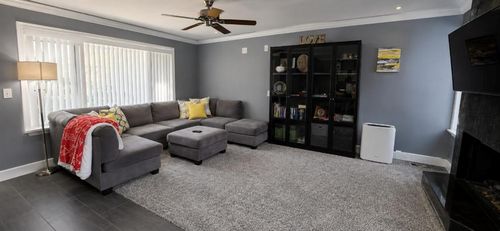 2743 Indian Creek Blvd, Oklahoma City, OK, 73120-9148 | Card Image