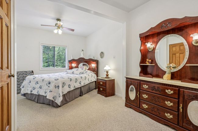 38332 N 8 Th St, House other with 3 bedrooms, 2 bathrooms and 2 parking in Spring Grove IL | Image 10