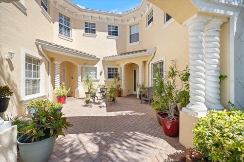 1502-1502 Triano Cir, VENICE, FL, 34292-6440 | Card Image