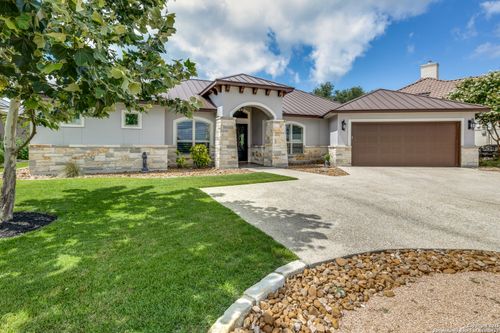 109 Towne View Cir, Boerne, TX, 78006-9431 | Card Image
