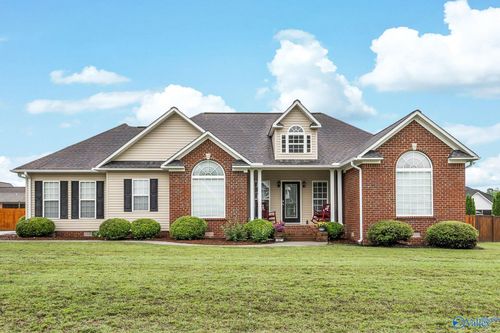 147 Drury Lane, Albertville, AL, 35950 | Card Image