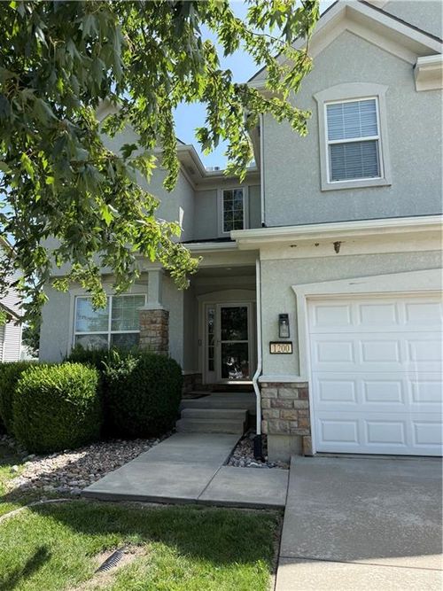 1200 Sapperton Rd, Lee's Summit, MO, 64083-3803 | Card Image