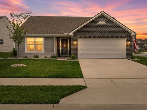 5018 Willow Rd, Clayton, OH, 45315-6512 | Card Image